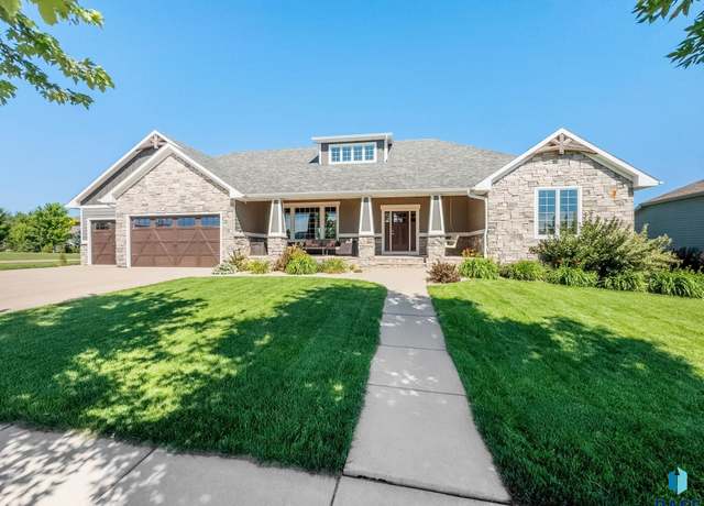 Property at 7317 S Elmstead Cir, Sioux Falls, SD 57108, 5 beds, 4 baths