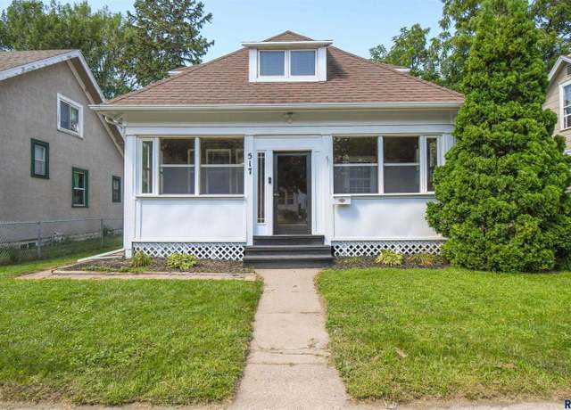 Property at 517 N Walts Ave, Sioux Falls, SD 57104, 2 beds, 2 baths