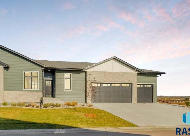 Property at 8600 W Shoreline Pl, Sioux Falls, SD 57107, 4 beds, 3 baths
