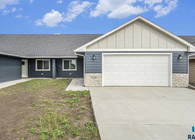 Property at 1108 NE 11th St, Madison, SD 57042, 2 beds, 2 baths