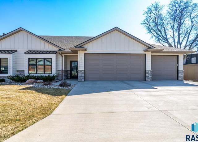 Property at 5511 W Cardinal Cove Pl, Sioux Falls, SD 57106, 2 beds, 2 baths