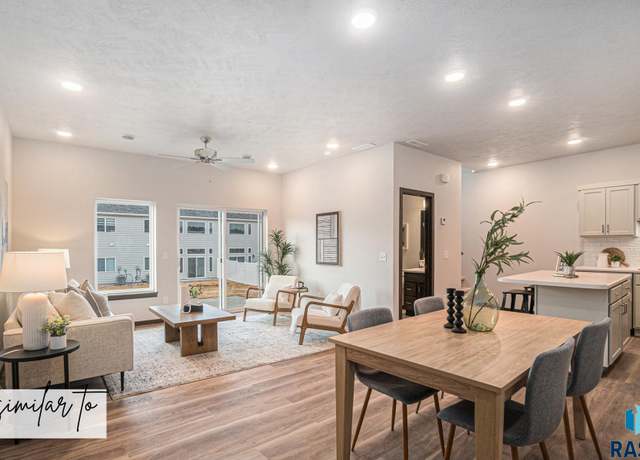 Property at 8013 E Tencate Pl, Sioux Falls, SD 57110, 3 beds, 2.5 baths