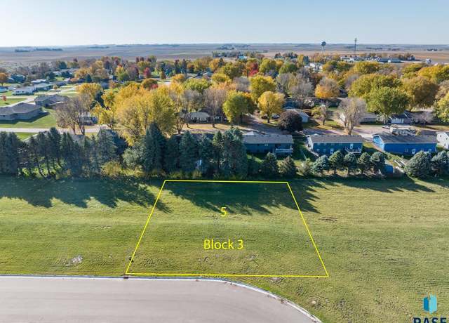 Property at 1400 Willard Ln, Larchwood, IA 51241