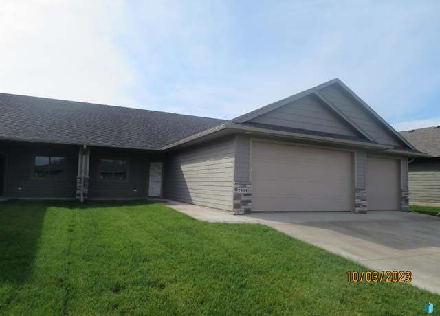 Property at 7509 W Flowerfield Pl, Sioux Falls, SD 57108, 2 beds, 2 baths