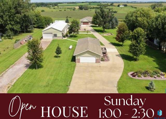 Property at 48438 265th St, Valley Springs, SD 57068, 4 beds, 3 baths