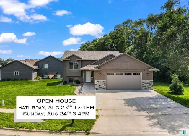 Property at 1601 E Tracy Ln, Sioux Falls, SD 57103, 4 beds, 2.5 baths