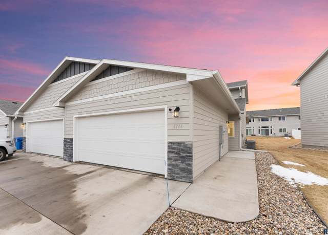 Property at 6166 S Alki Pl, Sioux Falls, SD 57108, 3 beds, 2.5 baths