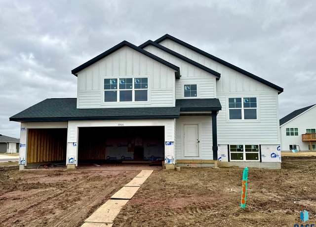 Property at 5900 S Coneflower Ave, Sioux Falls, SD 57108, 5 beds, 3 baths