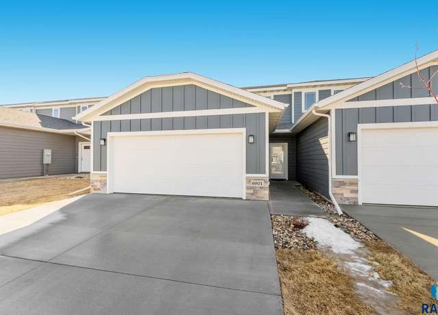 Property at 6901 W Gresford Pl, Sioux Falls, SD 57106, 2 beds, 1.5 baths