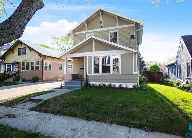 Property at 1510 S Dakota Ave, Sioux Falls, SD 57105, 3 beds, 2 baths