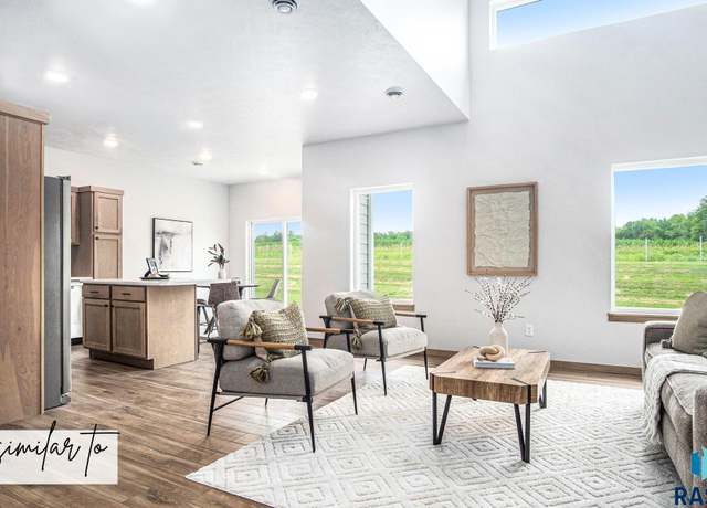 Property at 5704 E Avett Pl, Sioux Falls, SD 57108, 3 beds, 2.5 baths