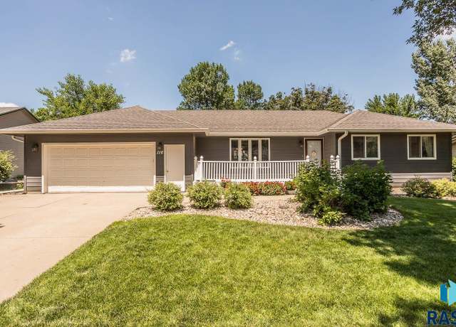 Property at 116 W Chicory Dr, Brandon, SD 57005, 4 beds, 2 baths