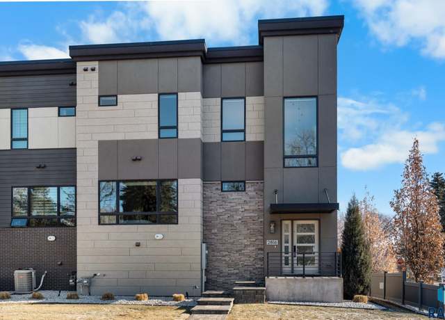 Property at 2816 S Oriya Pl, Sioux Falls, SD 57106, 3 beds, 3.5 baths