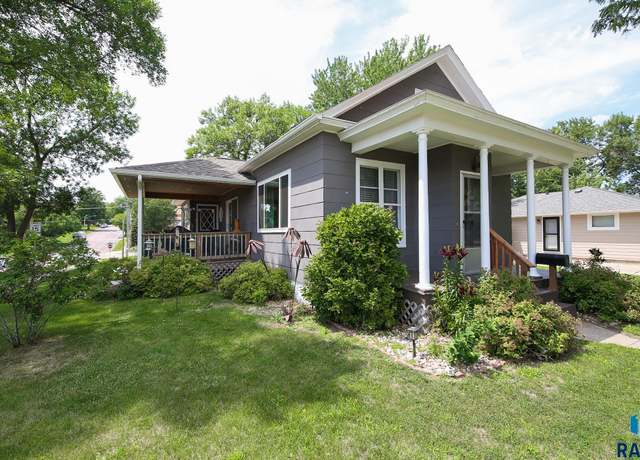 Property at 801 N Vermont Ave, Dell Rapids, SD 57022, 2 beds, 1 bath