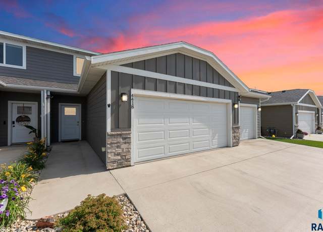 Property at 4418 E Whisper Ridge Pl, Sioux Falls, SD 57108, 2 beds, 1.5 baths