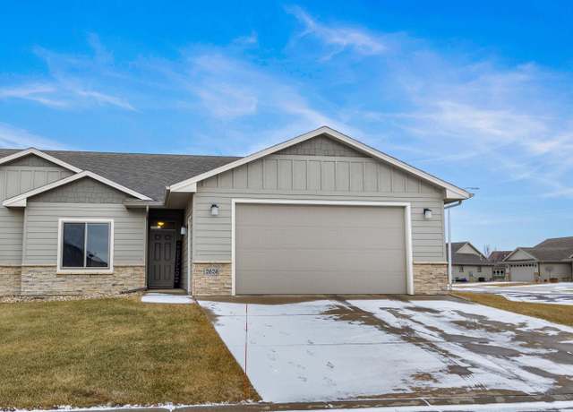 Property at 2626 E Meadowside Pl, Sioux Falls, SD 57108, 2 beds, 2 baths