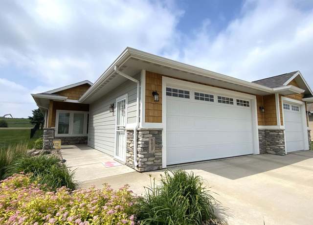 Property at 8617 W Bryggen Ct, Sioux Falls, SD 57107, 3 beds, 2 baths