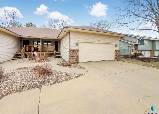 Property at 4715 S Southeastern Ave, Sioux Falls, SD 57103, 3 beds, 3 baths