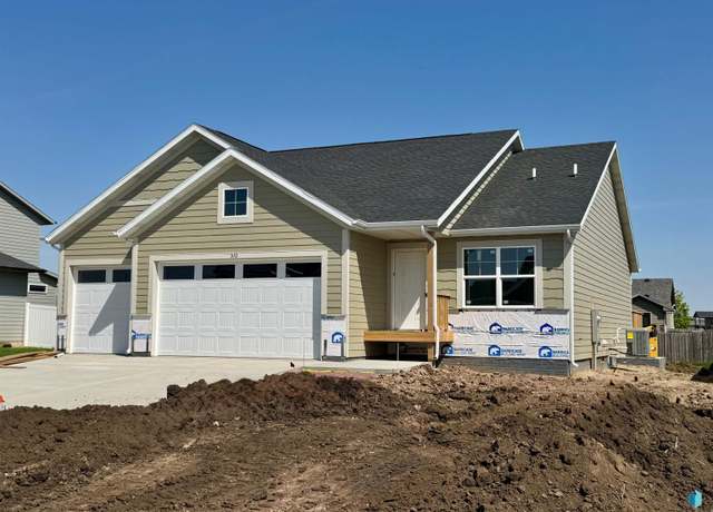 Property at 510 Hillside St, Harrisburg, SD 57032, 5 beds, 3 baths