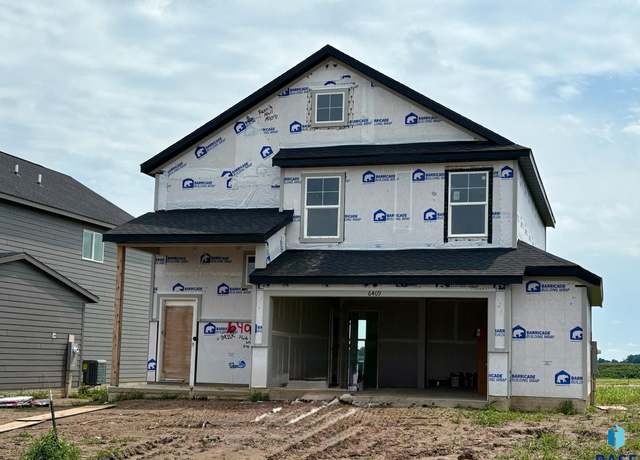 Property at 6409 W Valentine St, Sioux Falls, SD 57107, 3 beds, 2.5 baths