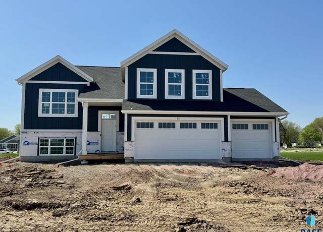 Property at 711 Estate St, Harrisburg, SD 57032, 5 beds, 3 baths