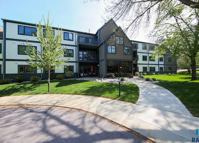 Property at 4220 S Minnesota Ave #206, Sioux Falls, SD 57105, 2 beds, 2 baths