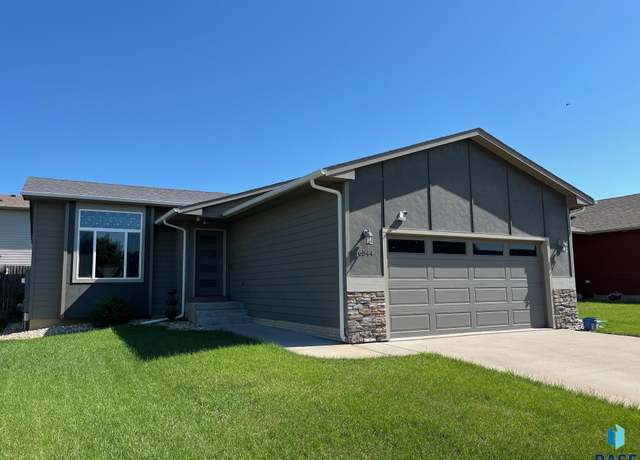 Property at 6544 W Amber St, Sioux Falls, SD 57107, 3 beds, 2 baths