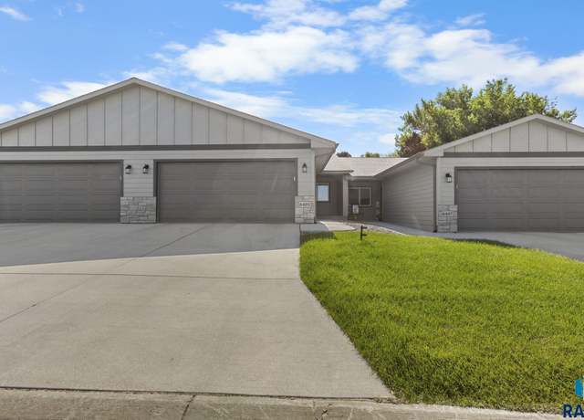 Property at 6405 W 6th Pl, Sioux Falls, SD 57107, 2 beds, 1 bath