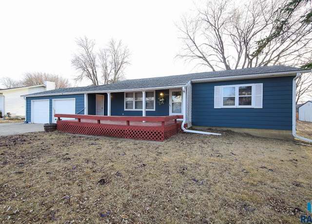 Property at 420 S Mary Ave, Tea, SD 57064-2146, 4 beds, 2 baths
