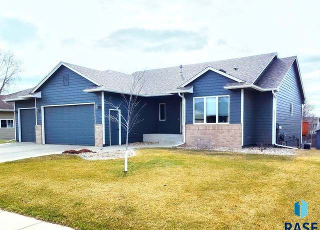 Property at 3205 S Harmony Ct, Sioux Falls, SD 57110-6013, 4 beds, 3 baths
