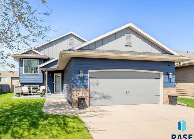 Property at 4713 S Wassom Ave, Sioux Falls, SD 57106, 5 beds, 3 baths