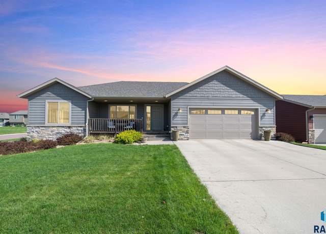 Property at 3500 E Chatham St, Sioux Falls, SD 57108, 4 beds, 2 baths