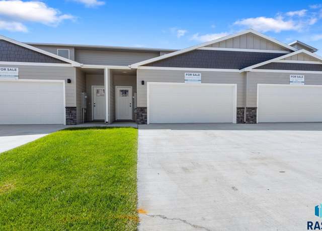 Property at 5703 E Avett Pl, Sioux Falls, SD 57108, 3 beds, 2.5 baths
