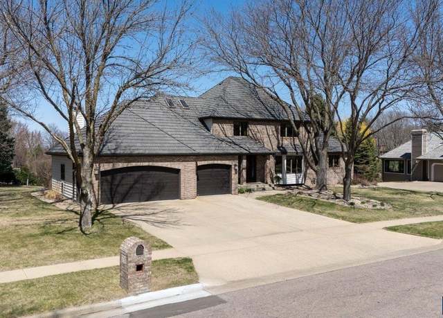 Property at 904 W Chicory Ln, Sioux Falls, SD 57108, 5 beds, 5 baths