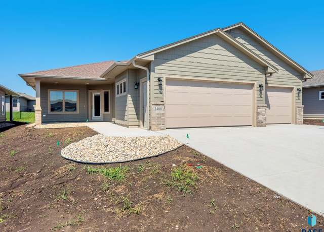 Property at 2400 E Brek St, Brandon, SD 57005, 2 beds, 2 baths