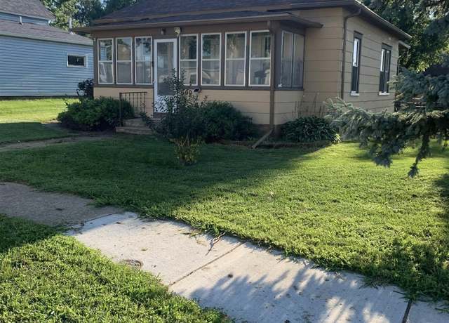 Property at 100 S Washington St, Humboldt, SD 57035, 2 beds, 1 bath
