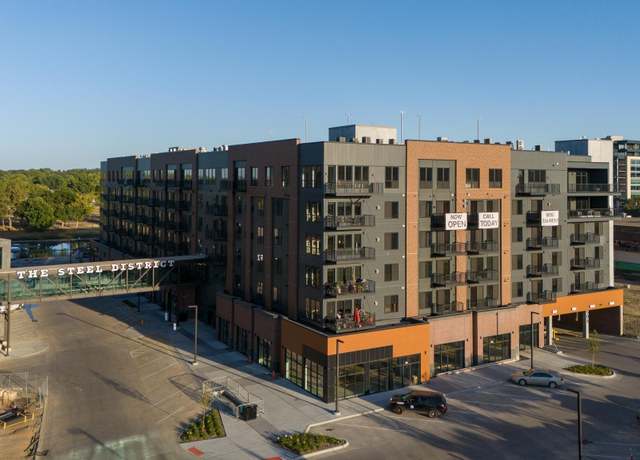Property at 151 E 4th Pl #101, Sioux Falls, SD 57104, 2 beds, 2.5 baths