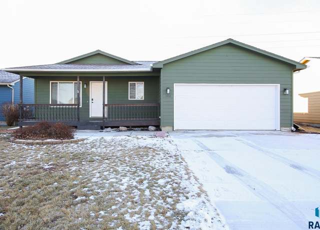 Property at 3913 W 93rd St, Sioux Falls, SD 57108, 2 beds, 1 bath