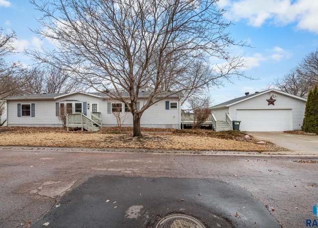 Property at 707 N Mallard Pl, Sioux Falls, SD 57107, 3 beds, 2.5 baths