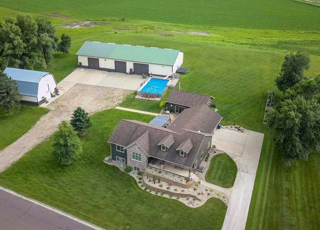 Property at 403 Mill Pond Rd, Rock Rapids, IA 51246, 4 beds, 2.5 baths