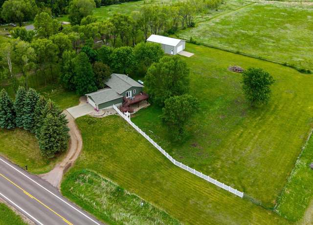 Property at 26481 487th Ave, Valley Springs, SD 57068, 4 beds, 2 baths
