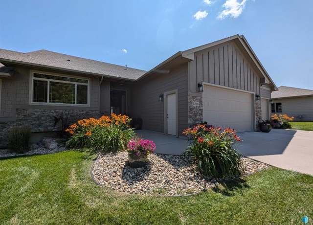 Property at 5510 S Jaren Lee Pl, Sioux Falls, SD 57108, 4 beds, 3 baths