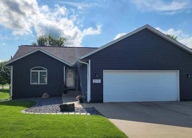Property at 511 Patrick Ave, Hartford, SD 57033, 3 beds, 2 baths
