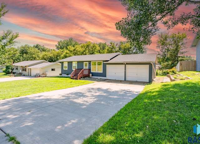 Property at 513 Superior Ave, Crooks, SD 57020-6914, 4 beds, 2 baths