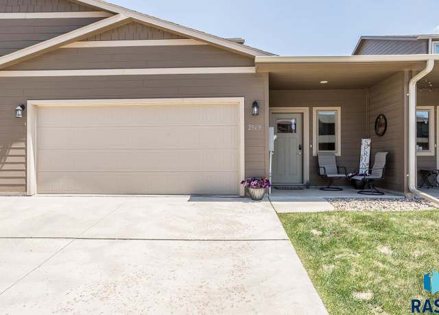Property at 2569 E Meadowside Pl, Sioux Falls, SD 57108, 3 beds, 2.5 baths