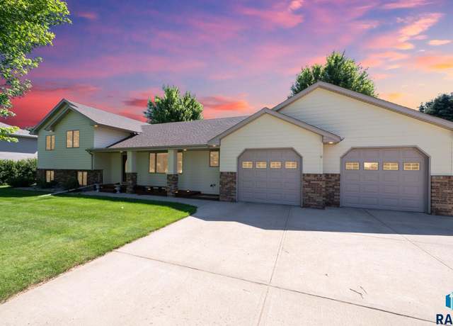 Property at 26680 Day Spring Cir, Hartford, SD 57033, 4 beds, 3 baths