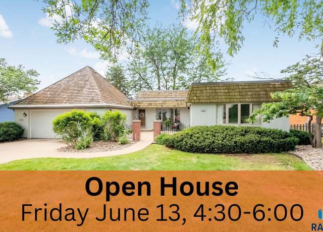 Property at 915 E Ridge Rd, Sioux Falls, SD 57105, 5 beds, 2.5 baths