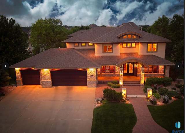 Property at 7008 S Honors Dr, Sioux Falls, SD 57108, 5 beds, 5 baths
