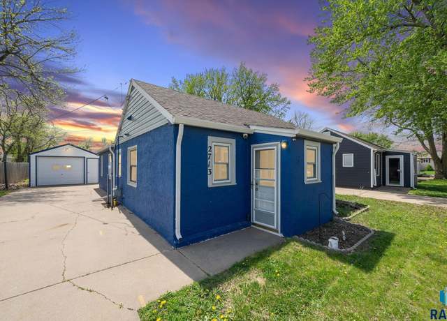 Property at 2713 W Bailey St, Sioux Falls, SD 57104, 3 beds, 1 bath