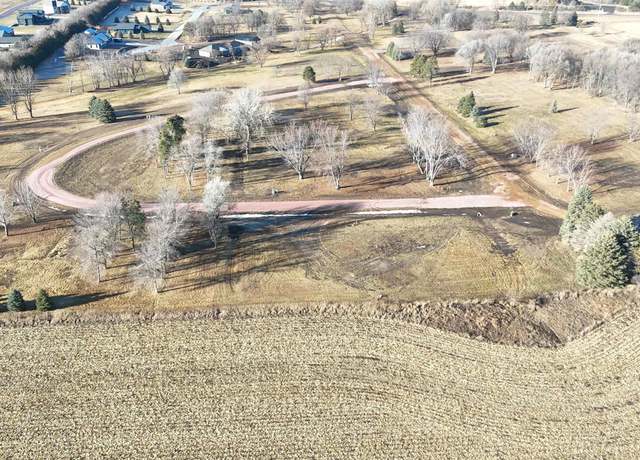 Property at 47542 Jademan Ct, Renner, SD 57055